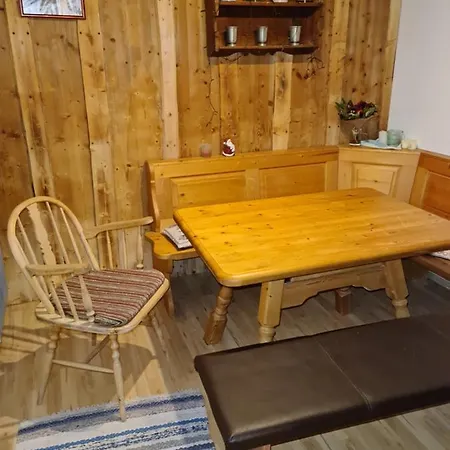 Haus Oberlarchhof Appartement *